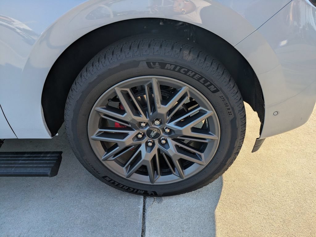 Certified 2025 Ford Expedition Max Platinum w/ Stealth Performance Package AWD/4WD image 10