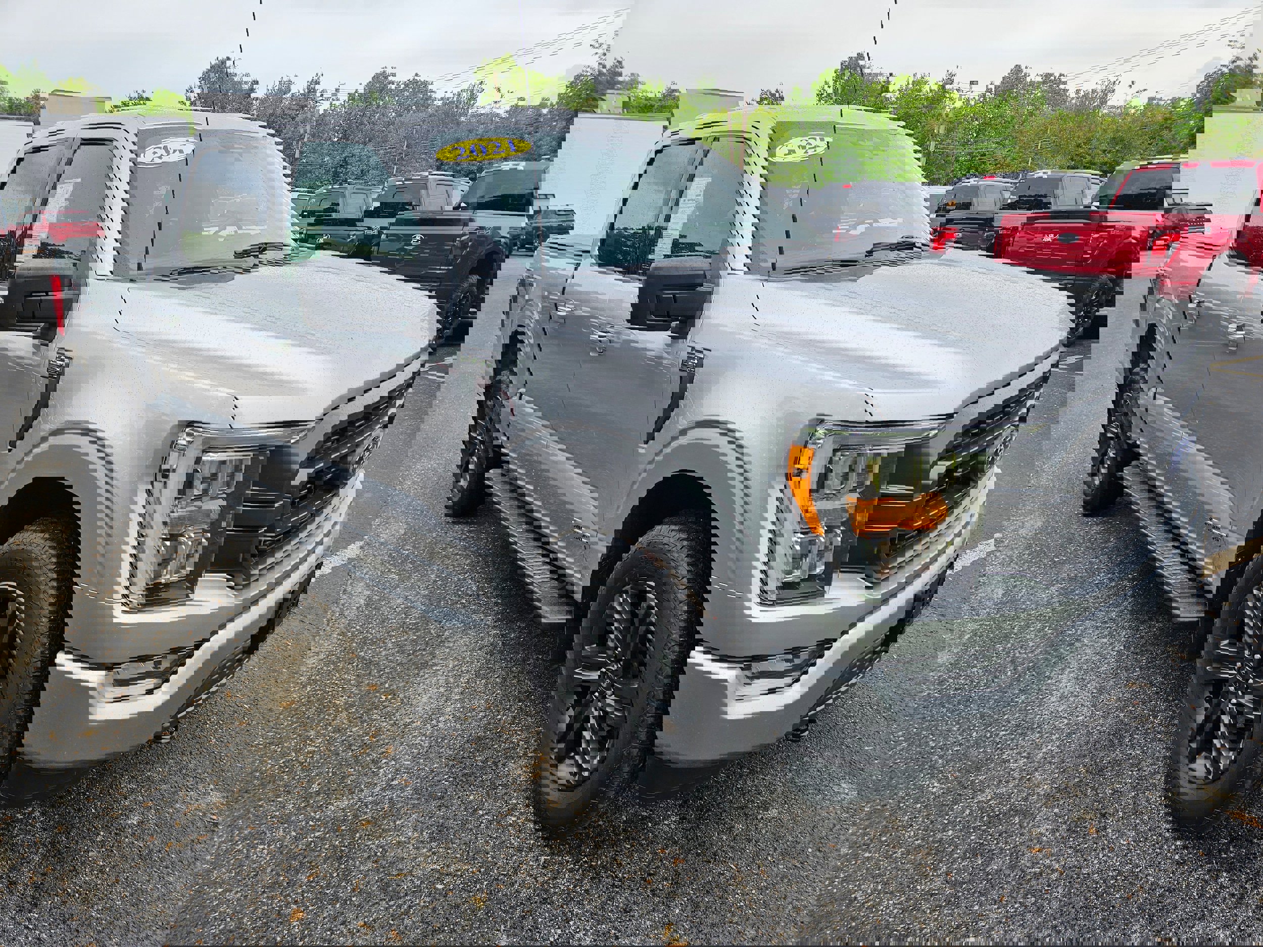 Certified 2021 Ford F150 XLT w/ Equipment Group 302A High image 3