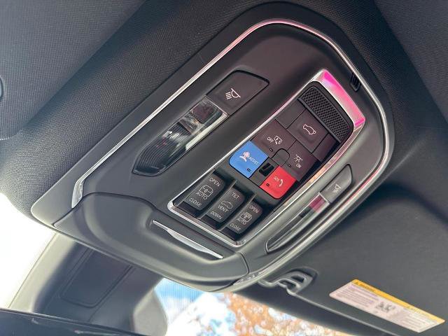 Used 2022 Jeep Wagoneer Series III image 18