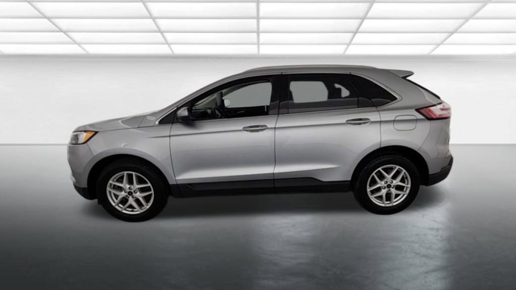 Certified 2024 Ford Edge SEL w/ Convenience Package AWD/4WD image 5