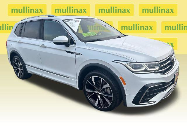 Used 2024 Volkswagen Tiguan SEL R-Line AWD/4WD image 1