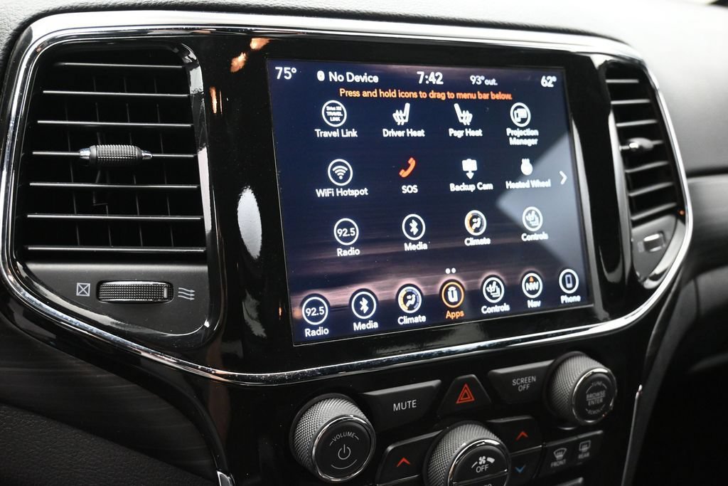 Used 2019 Jeep Grand Cherokee Altitude RWD image 29