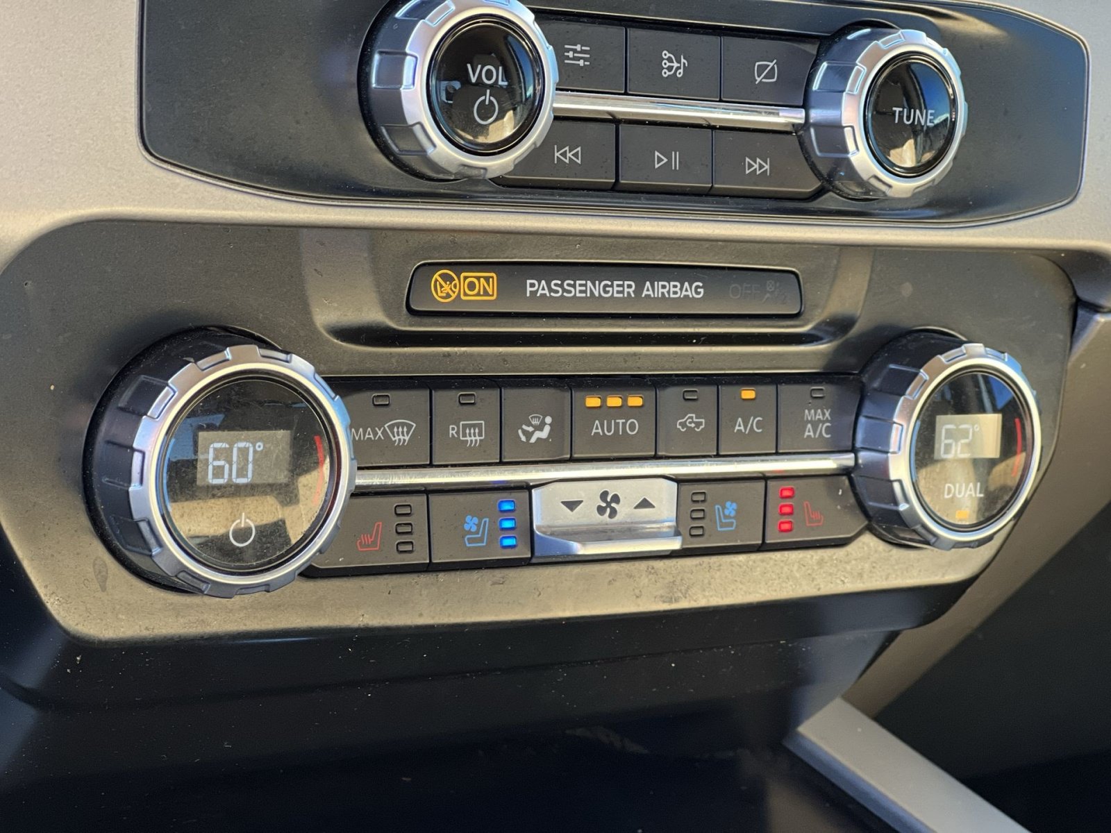 Certified 2022 Ford F250 Lariat w/ Lariat Value Package AWD/4WD image 21