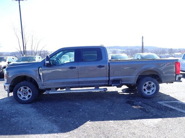 Certified 2025 Ford F250 XLT image 6