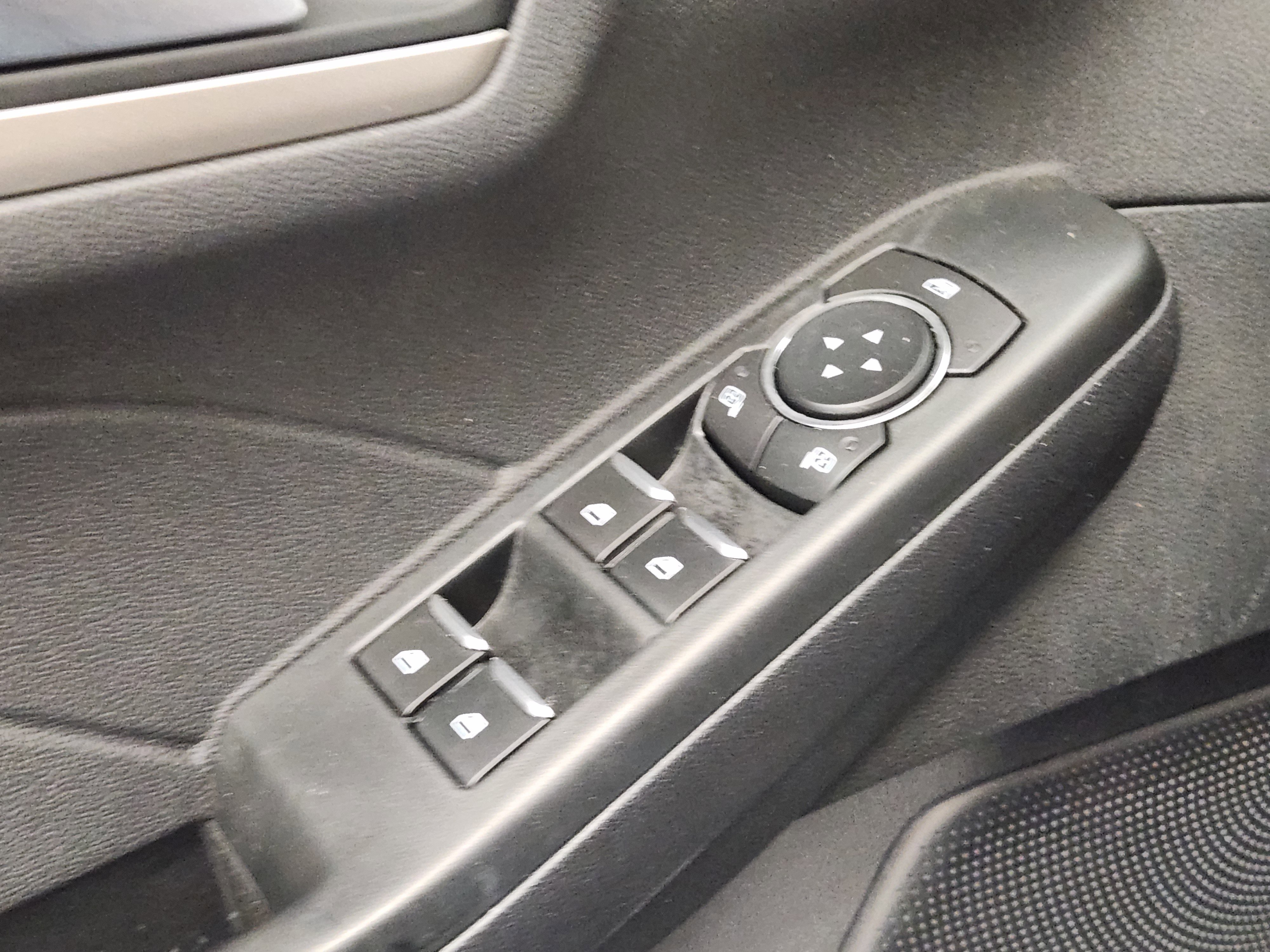 Certified 2022 Ford Escape SEL image 24