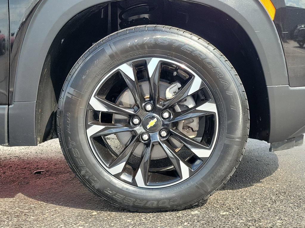 Used 2022 Chevrolet TrailBlazer LT AWD/4WD image 9