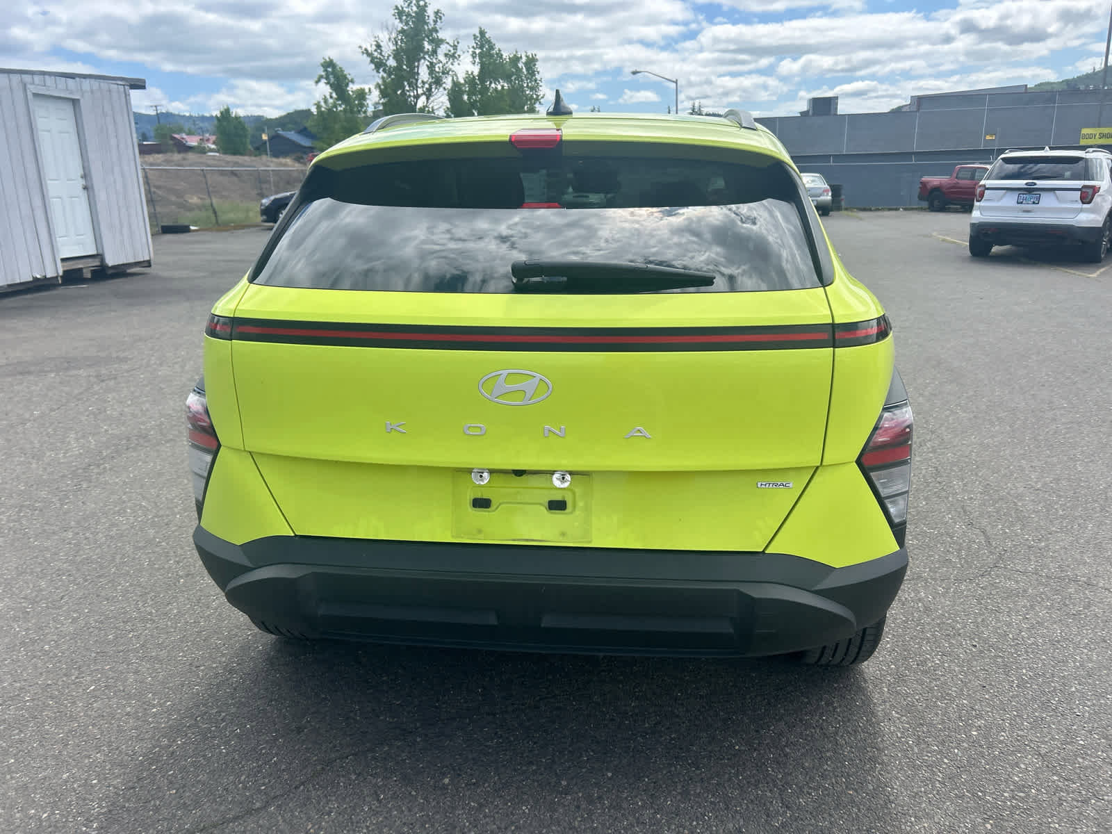 Used 2025 Hyundai Kona SEL AWD/4WD image 4