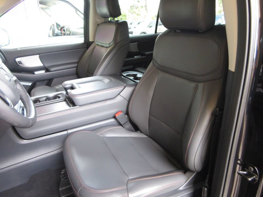 Certified 2025 Ford Expedition Max Active RWD image 12