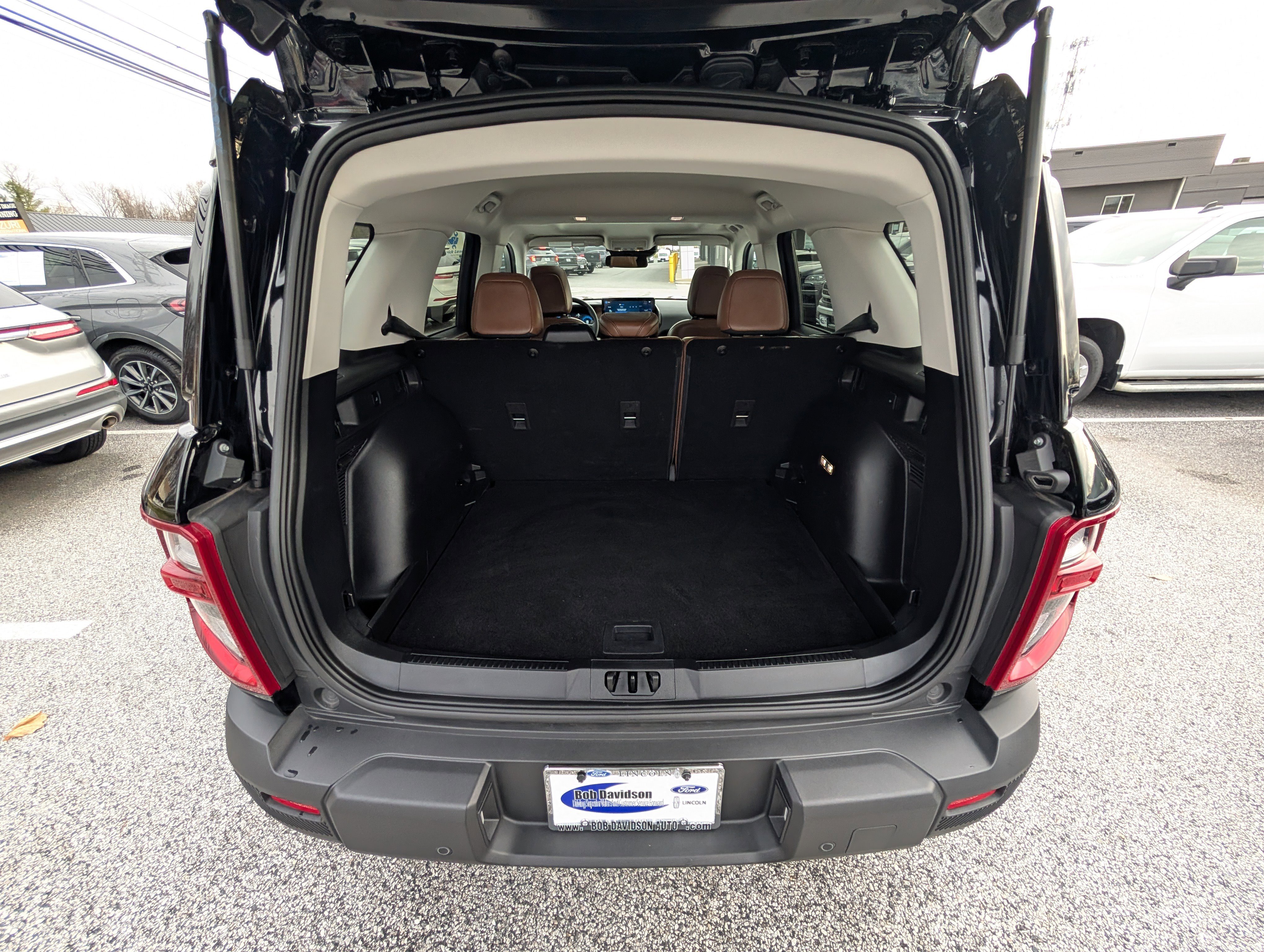 Certified 2025 Ford Bronco Sport Outer Banks w/ Outer Banks Tech Package+ image 14