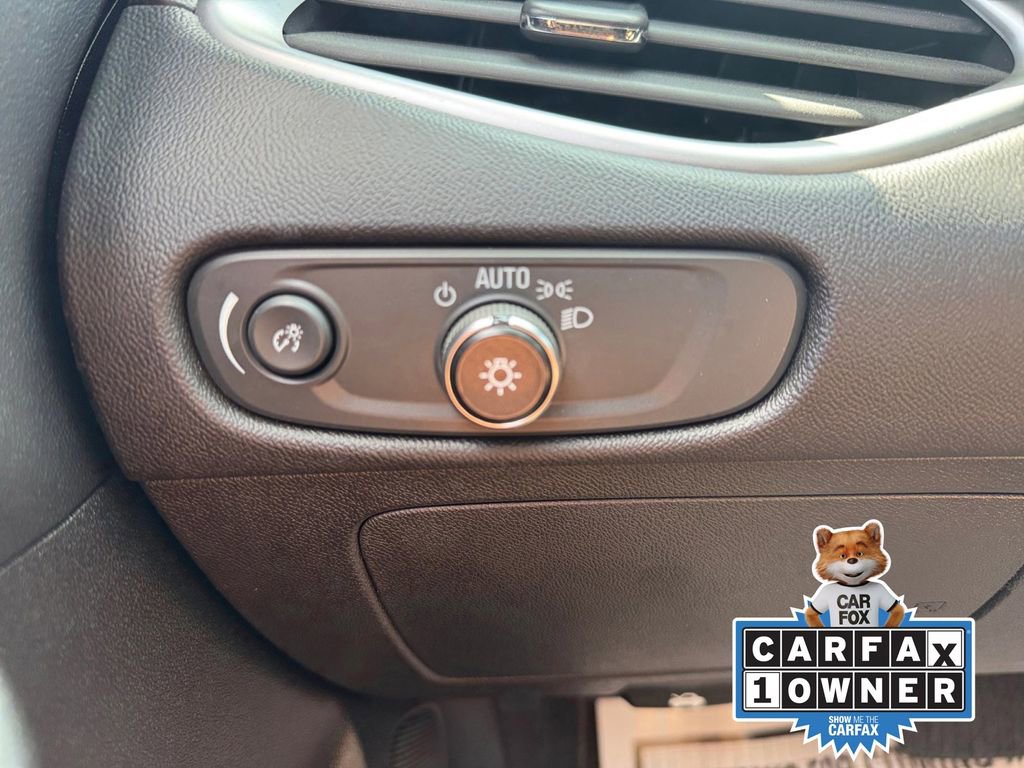 Used 2023 Chevrolet Malibu LT FWD image 29