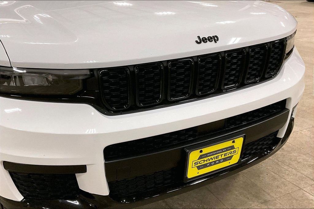 Used 2024 Jeep Grand Cherokee L Laredo image 29