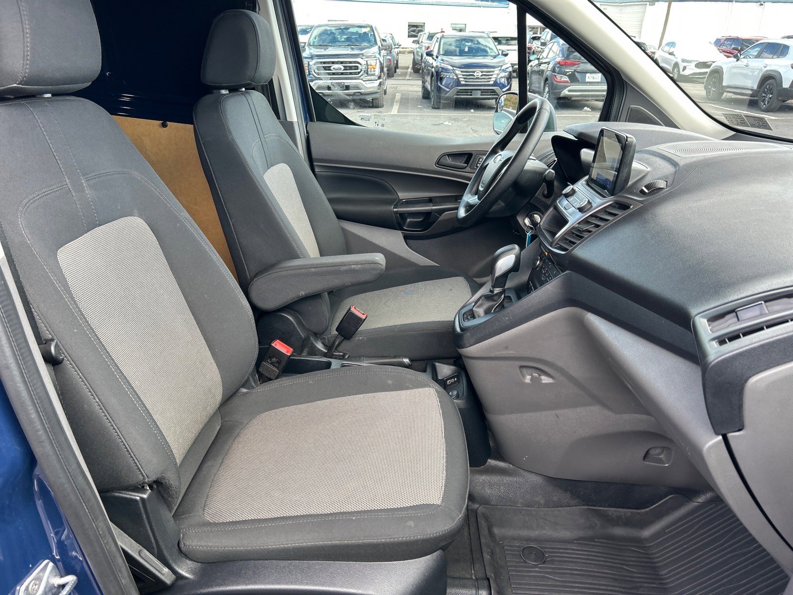 Certified 2023 Ford Transit Connect XL image 16