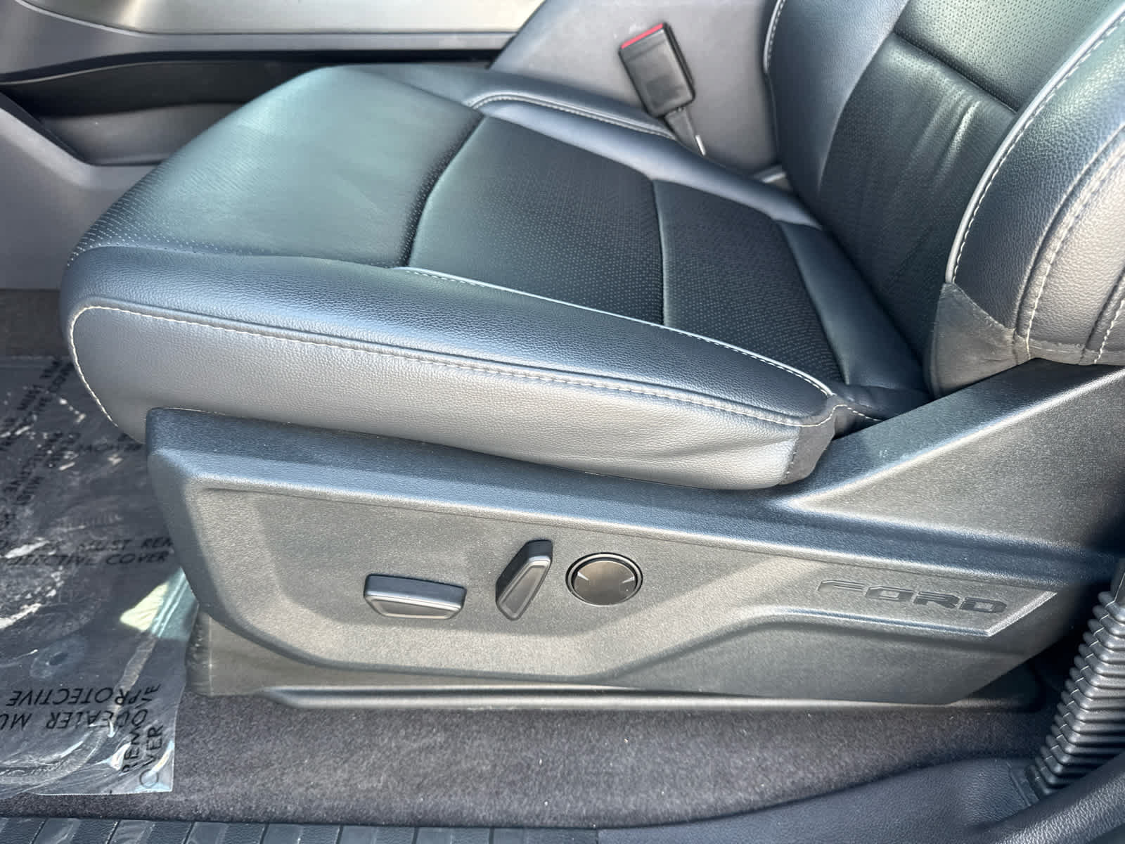 Certified 2025 Ford F150 Lariat AWD/4WD image 27
