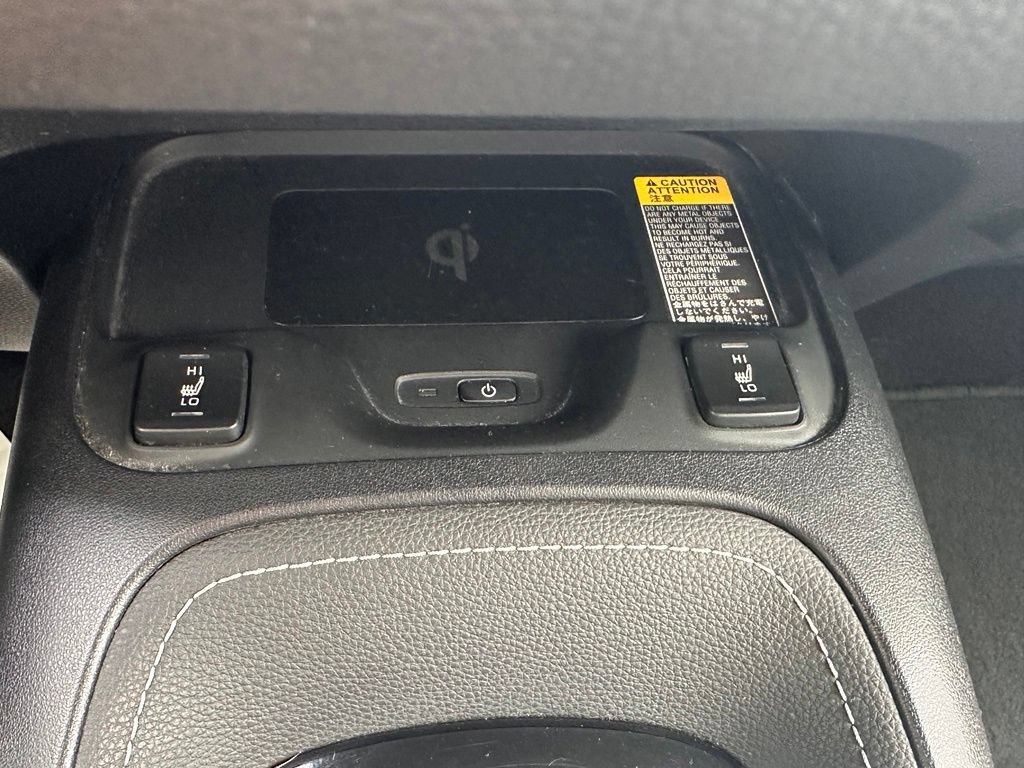 Used 2023 Toyota Corolla XSE FWD image 40