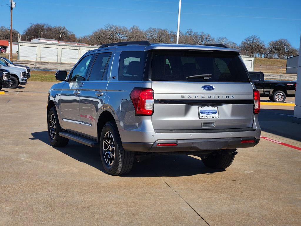 Certified 2024 Ford Expedition XL image 3