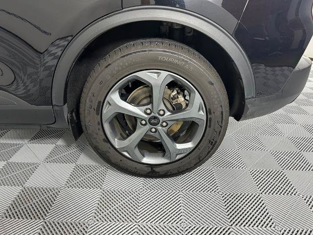 Certified 2025 Ford Escape ST-Line Select AWD/4WD image 20