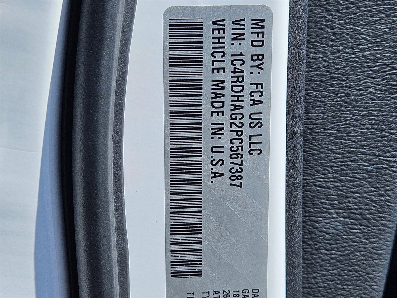 Used 2023 Dodge Durango SXT Launch Edition image 34