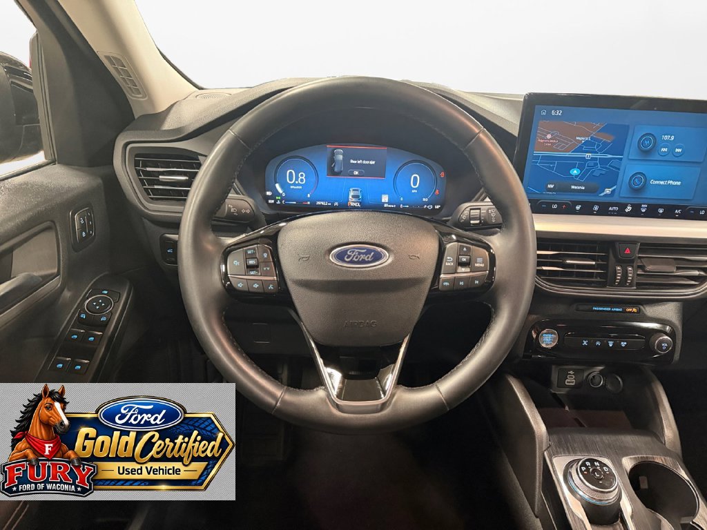 Certified 2025 Ford Escape Platinum AWD/4WD image 12