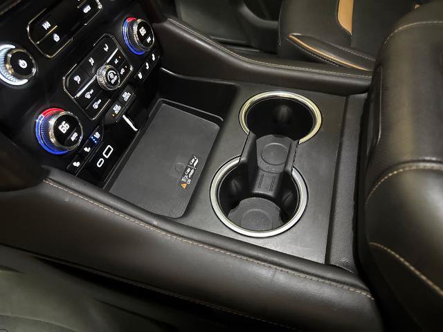 Used 2024 GMC Yukon XL AT4 w/ Technology Package AWD/4WD image 31