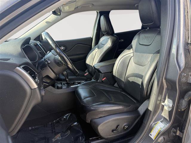 Used 2019 Jeep Cherokee Limited AWD/4WD image 9