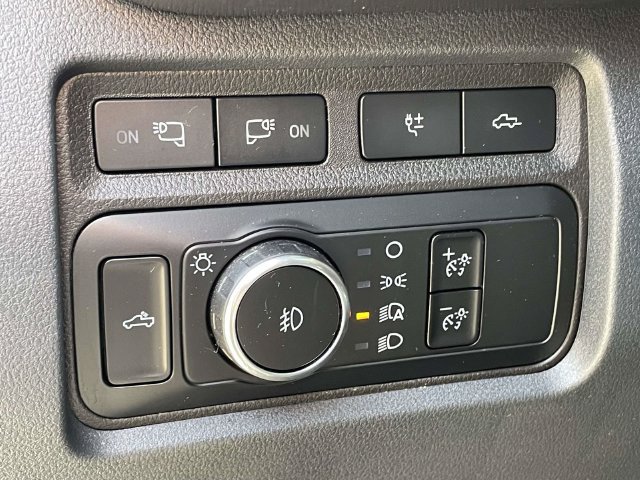 Certified 2024 Ford F250 Platinum AWD/4WD image 19