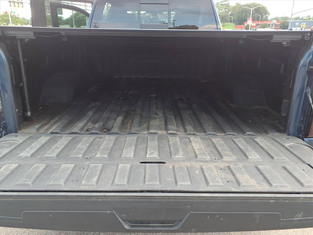 Used 2023 GMC Sierra 3500 Denali w/ Denali Ultimate Package AWD/4WD image 7