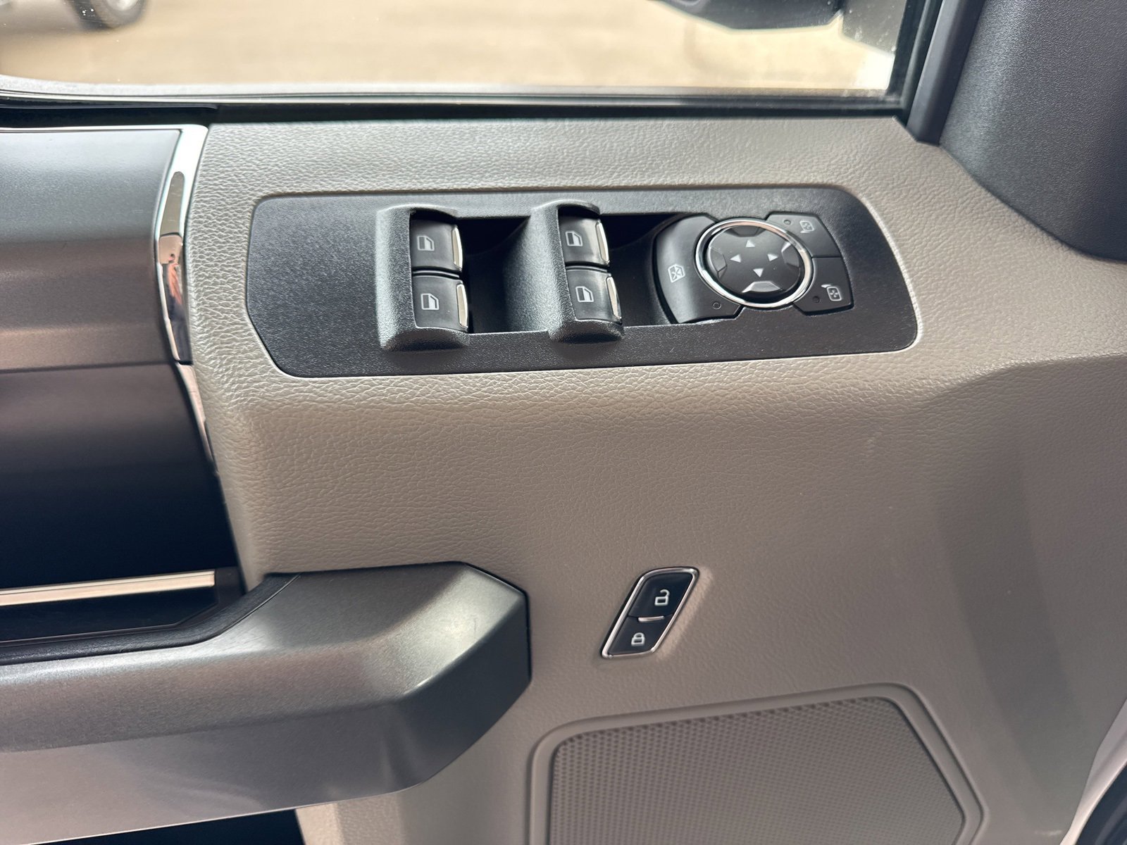 Certified 2017 Ford F150 XLT w/ XTR Package image 25