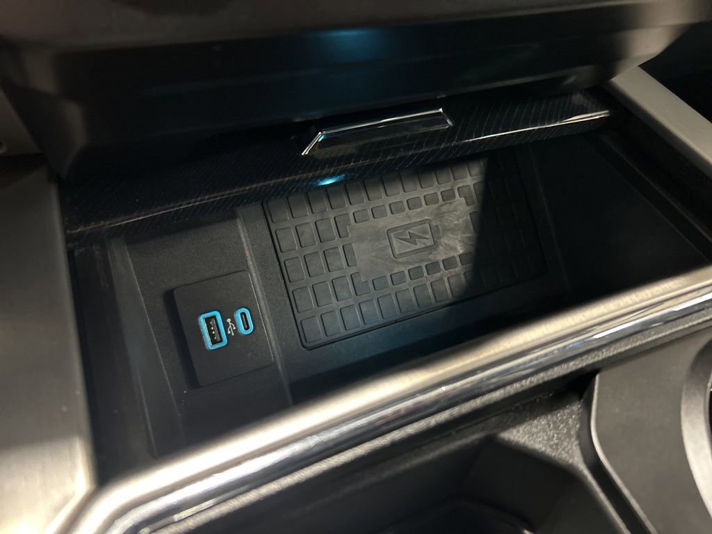 Certified 2022 Ford F350 Platinum image 29