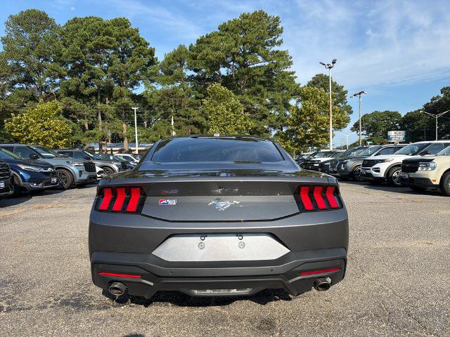 Certified 2025 Ford Mustang Coupe RWD image 6