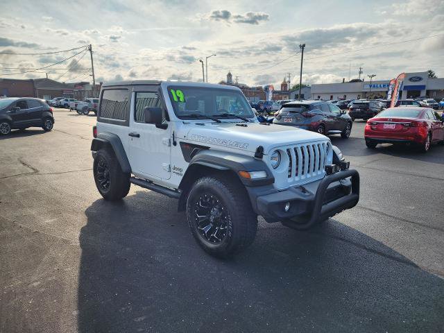 Used 2019 Jeep Wrangler Sport AWD/4WD image 7