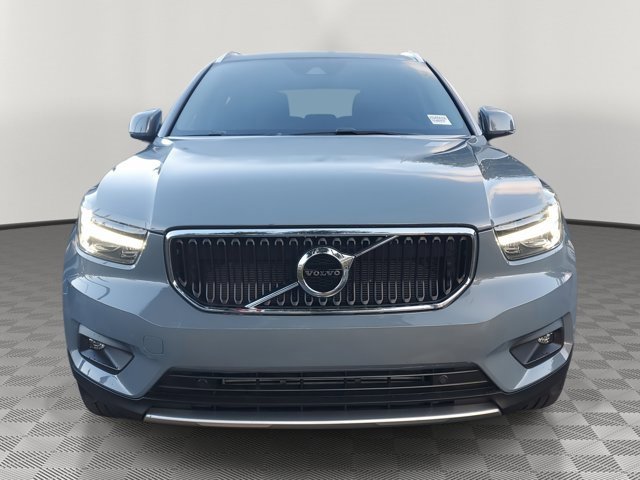Used 2021 Volvo XC40 T5 Momentum w/ Protection Package Premier image 2