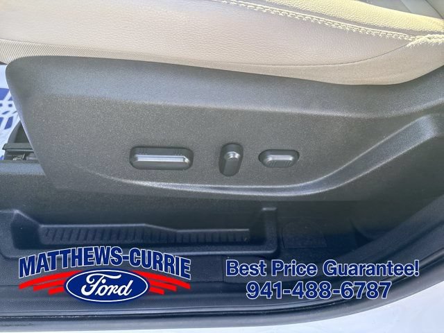 Certified 2017 Ford Escape Titanium FWD image 10