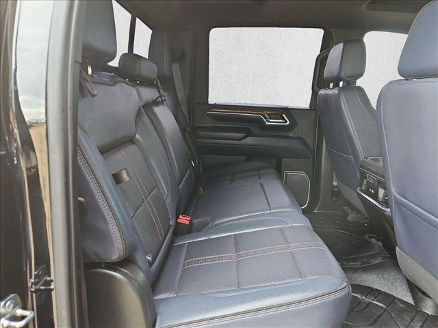 Used 2024 Chevrolet Silverado 3500 High Country w/ High Country Premium Package AWD/4WD image 15