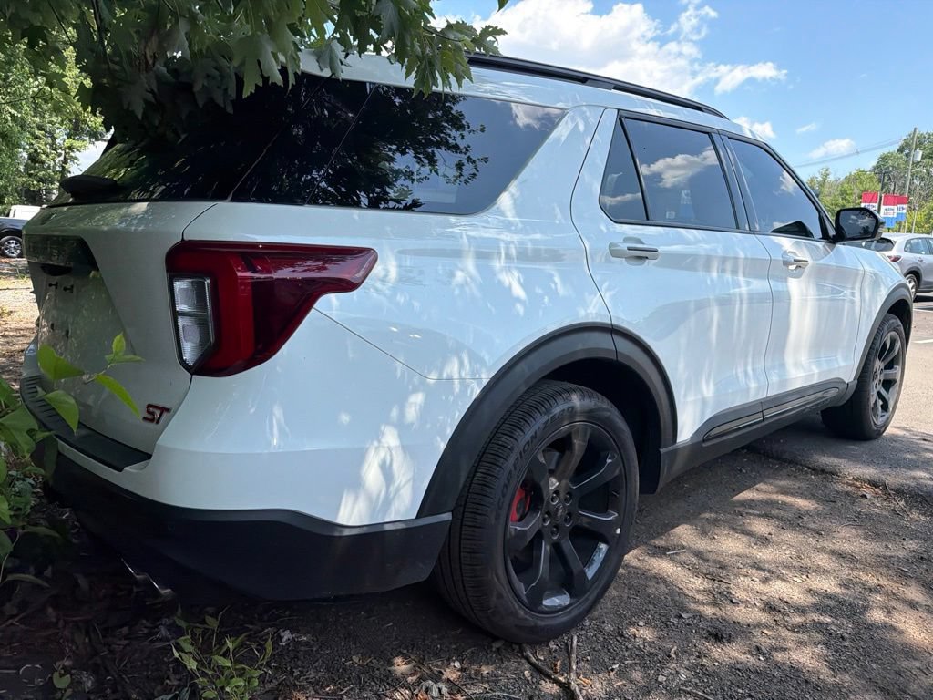 Certified 2023 Ford Explorer ST w/ Equipment Group 401A AWD/4WD image 4