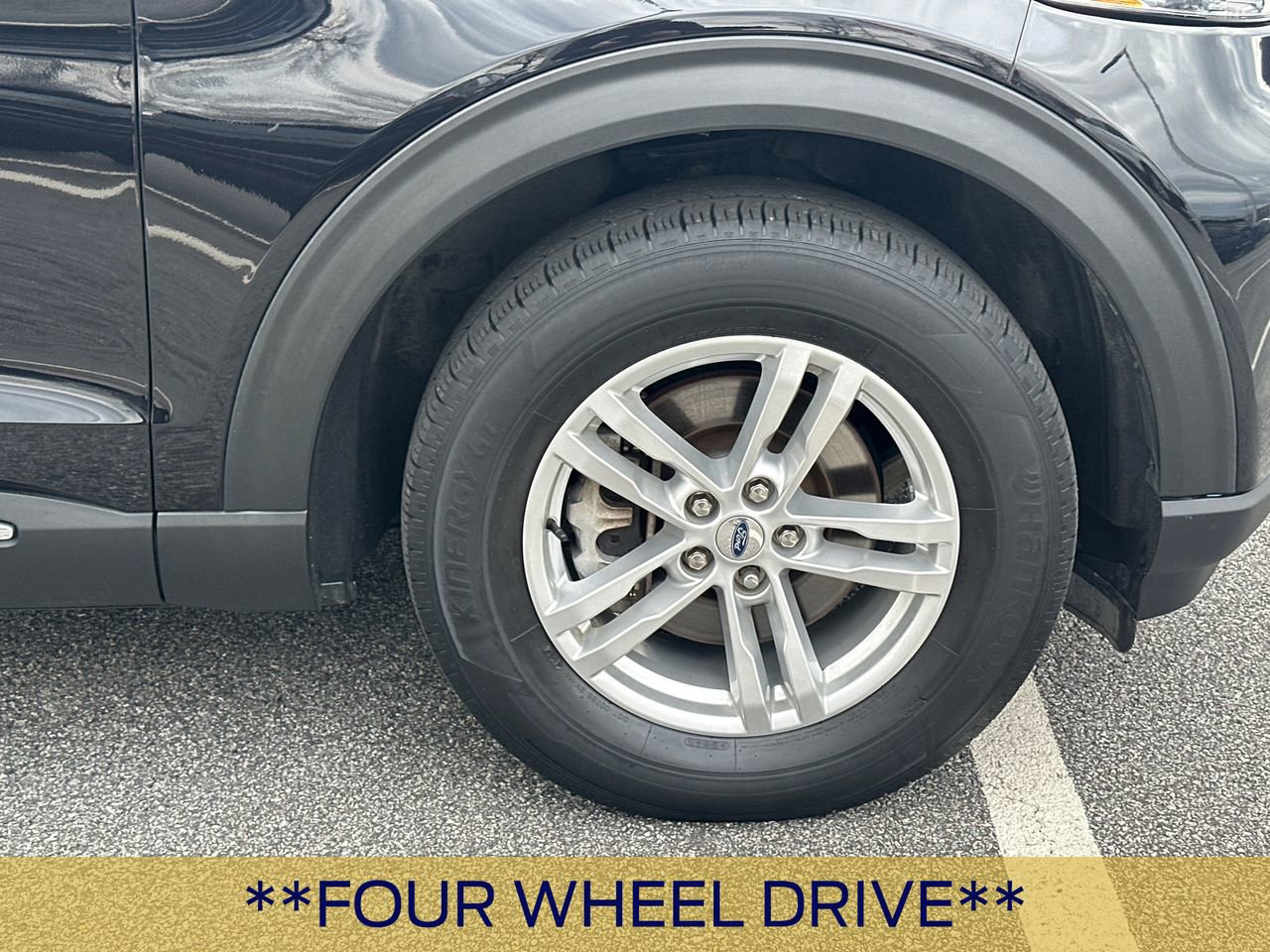 Certified 2022 Ford Explorer XLT w/ Equipment Group 202A image 14