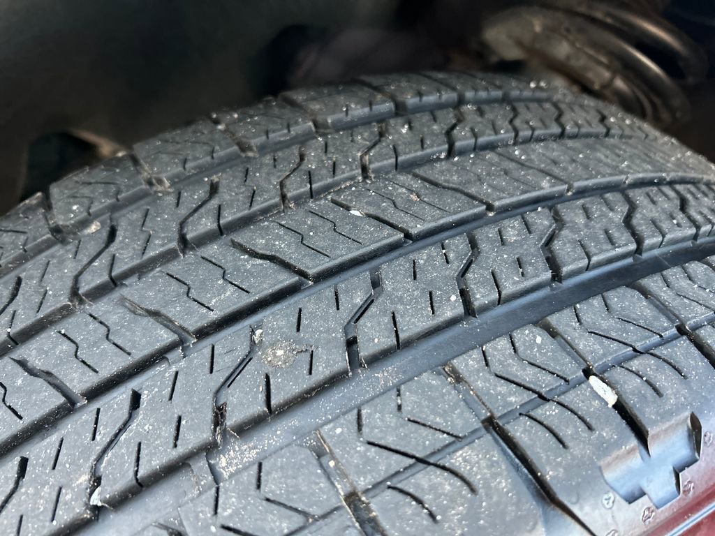 Certified 2022 Ford Explorer XLT w/ Equipment Group 202A image 30