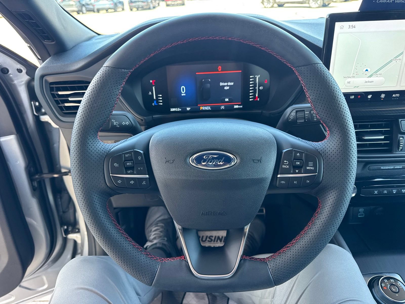 Certified 2023 Ford Escape ST-Line w/ Tech Pack #1 AWD/4WD image 27