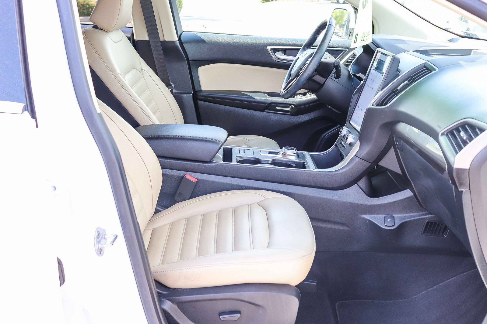 Certified 2023 Ford Edge SEL w/ Convenience Package AWD/4WD image 16