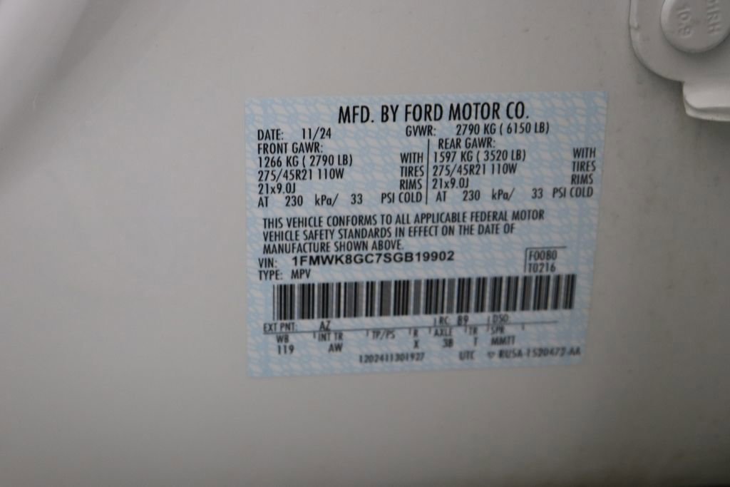 Certified 2025 Ford Explorer ST image 24