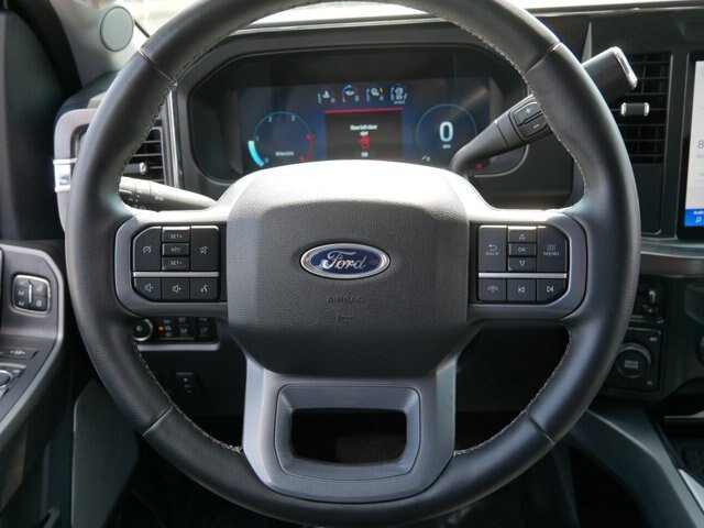 Certified 2025 Ford F250 Lariat AWD/4WD image 17