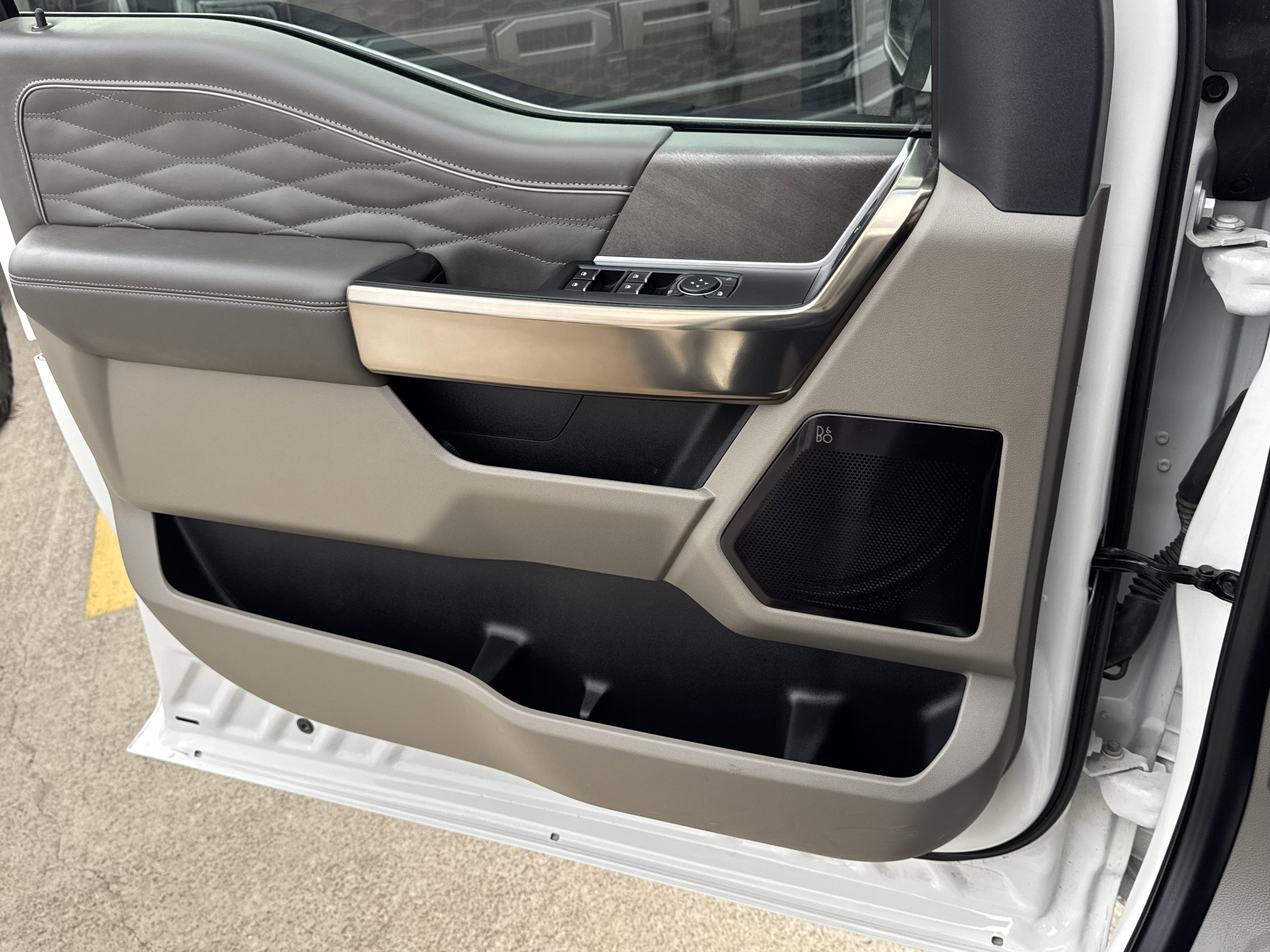 Certified 2025 Ford F150 Platinum w/ Equipment Group 703A Plus image 29