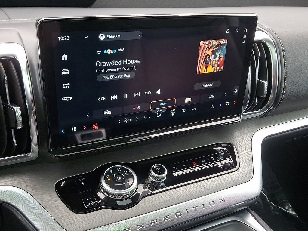 Certified 2025 Ford Expedition Max Platinum image 19