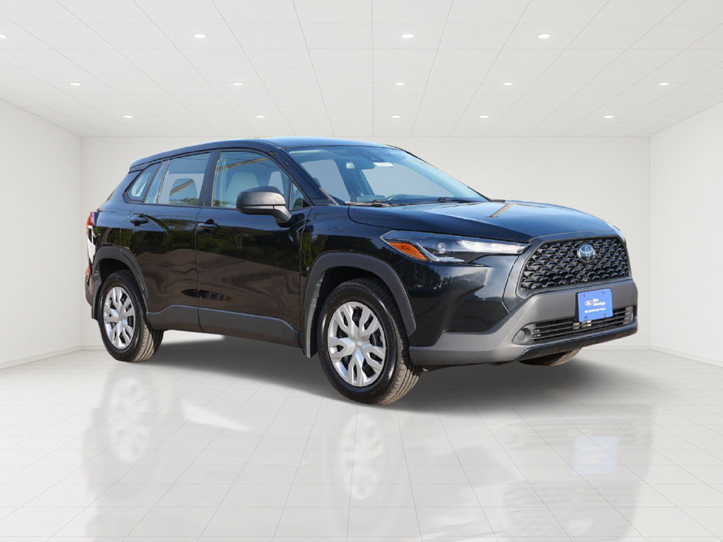 Used 2022 Toyota Corolla Cross L AWD/4WD image 1
