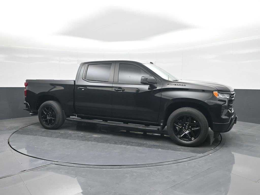 Used 2022 Chevrolet Silverado 1500 RST w/ Convenience Package II image 11