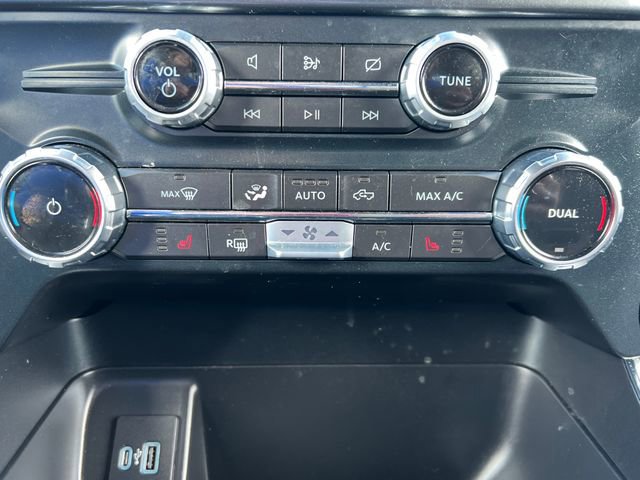 Certified 2022 Ford F150 XLT w/ Equipment Group 302A High image 18