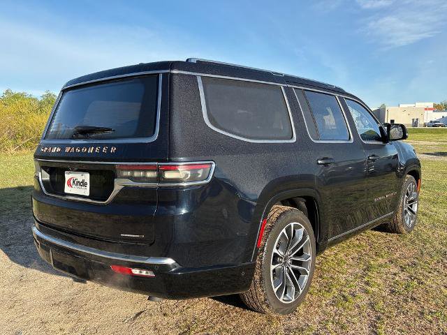 Used 2024 Jeep Grand Wagoneer Series III AWD/4WD image 3