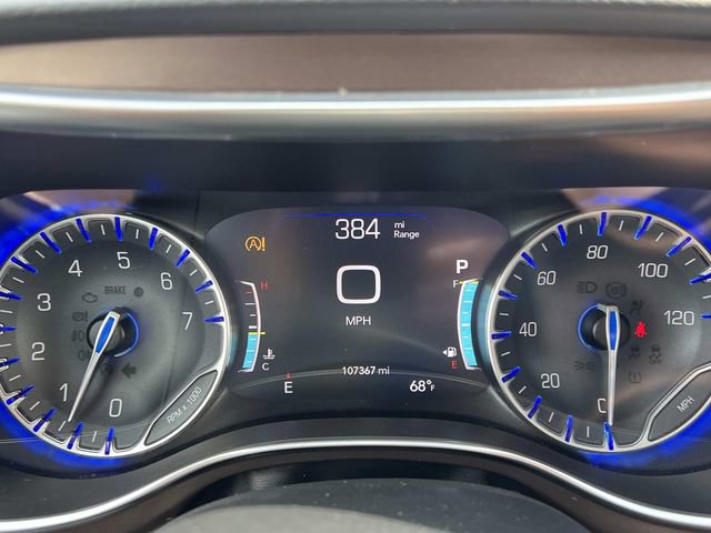 Used 2019 Chrysler Pacifica Touring-L Plus FWD image 25