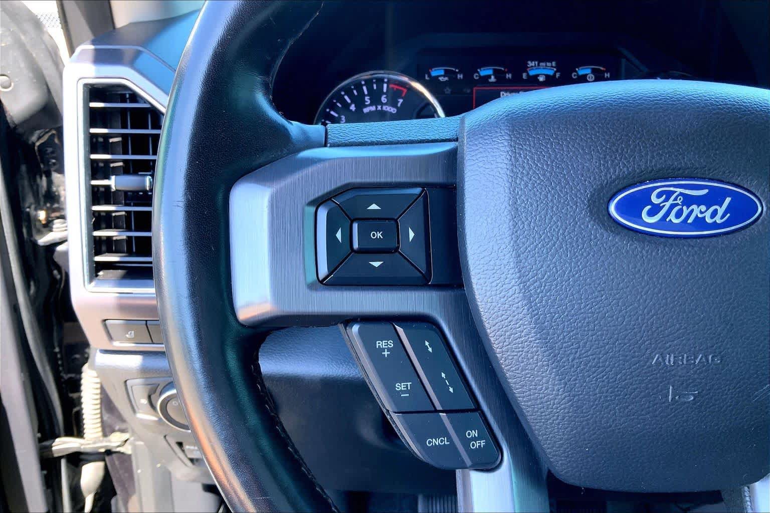 Certified 2019 Ford Expedition Platinum RWD image 44