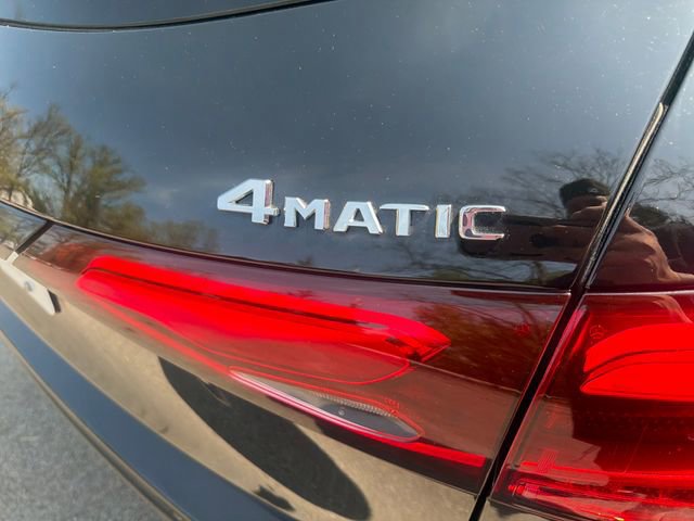 Used 2024 Mercedes-Benz GLC 300 4MATIC image 21