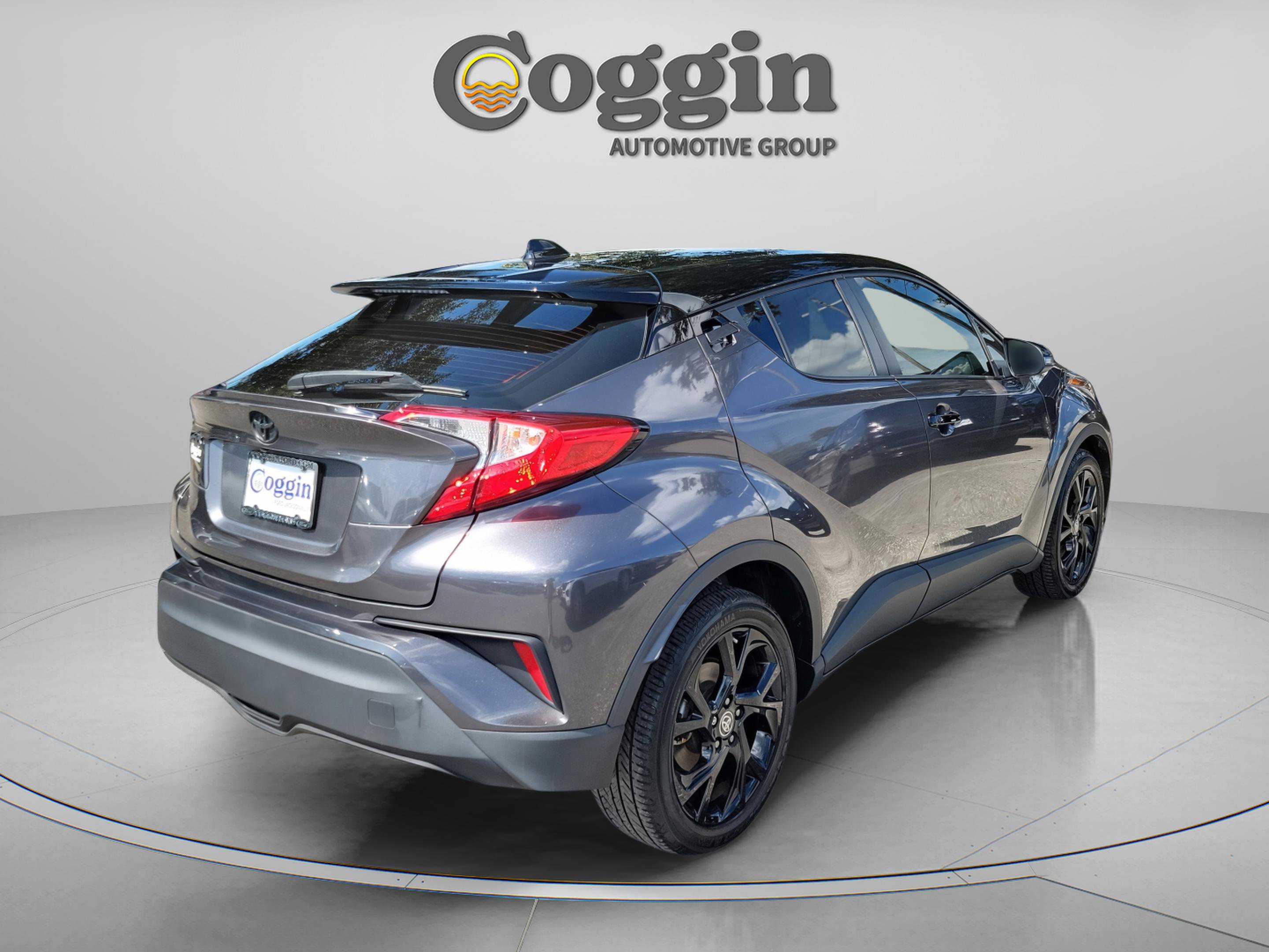 Used 2021 Toyota C-HR Nightshade image 3